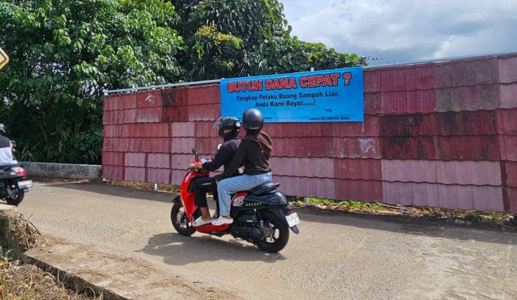 deb3d913-b0e5-4929-ab95-6f3418243168